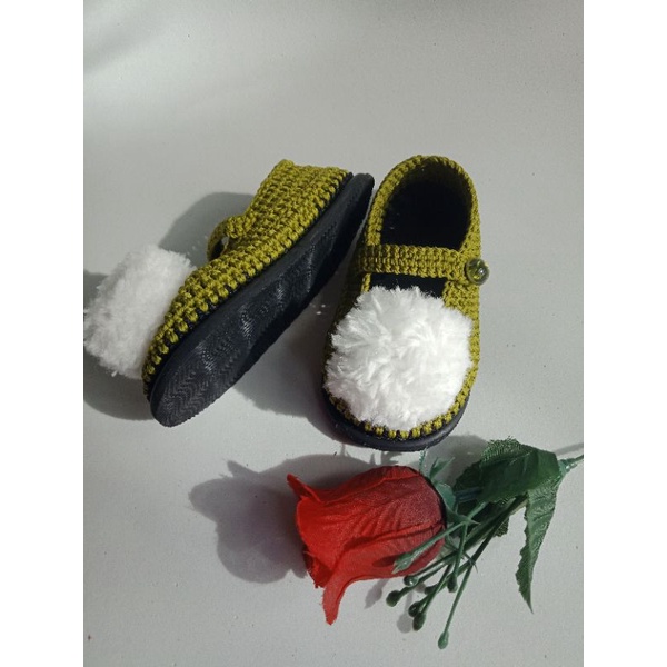 Sepatu Anak Perempuan Rajut Usia 1-3 tahun Sol Karet