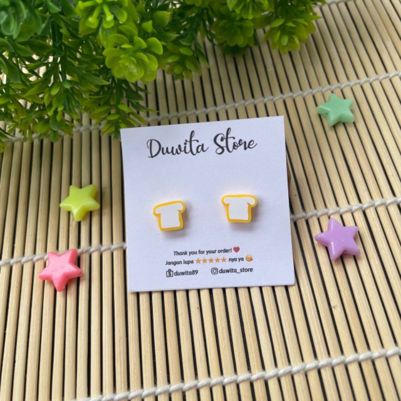 HANDMADE ANTING TUSUK PLASTIK ANAK/DEWASA MOTIF ROTI TAWAR (CLAY)