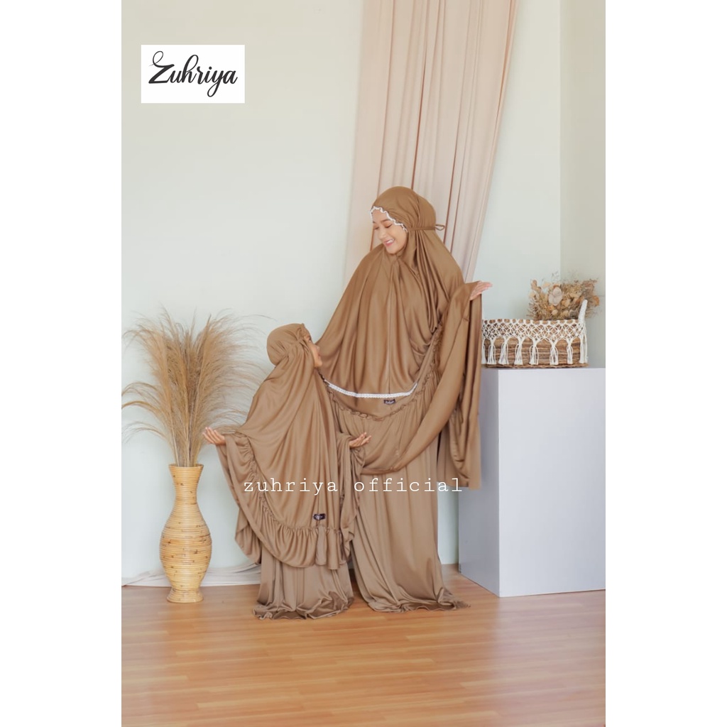 Mukena Jumbo Kaos Jersey Balon Zuhriya Renda Warna Polos