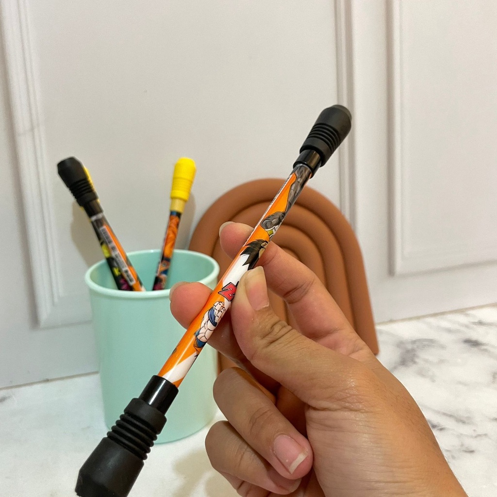 

PEN PUTAR MAGNET DRAGON BALL READY 2 WARNA TINTA HITAM UNIK HARGA TERMURAH PEN PUTAR KARAKTER DRAGONBALL WARNA HITAM DAN KUNING BEST QUALITY READY COD DAN GROSIR