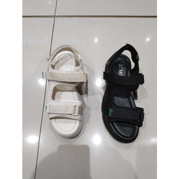 sendal gunung st. moritz