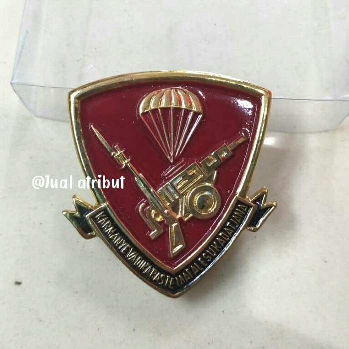 

EMBLEM BARET PASKHAS AU KUALITAS EXCLUSIVE