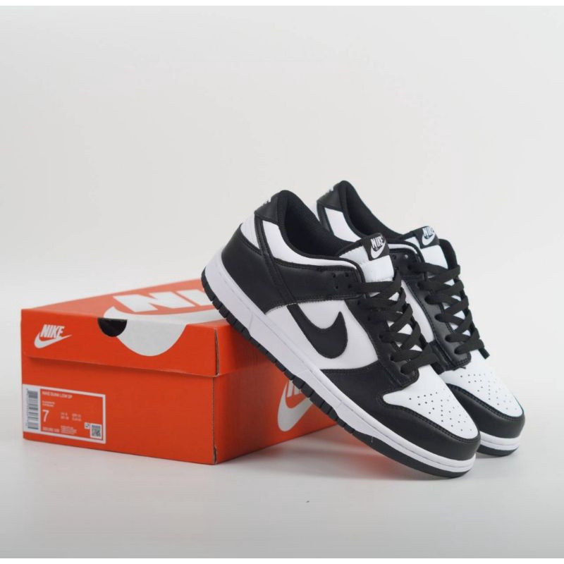Sepatu Sb Dunk Low Black White