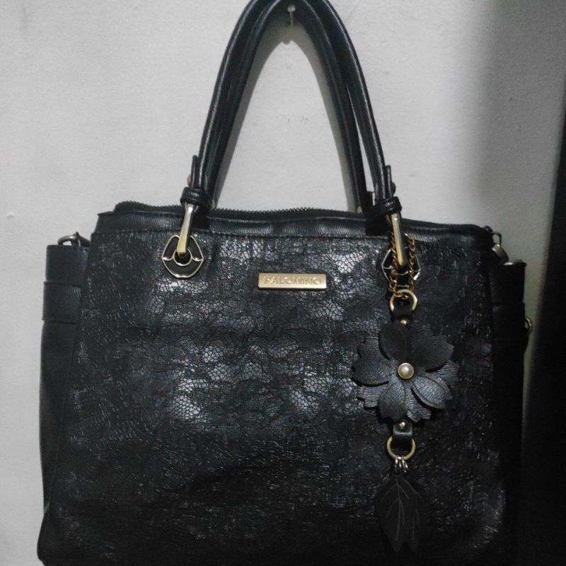 Tas Palomino Hitam Brokat