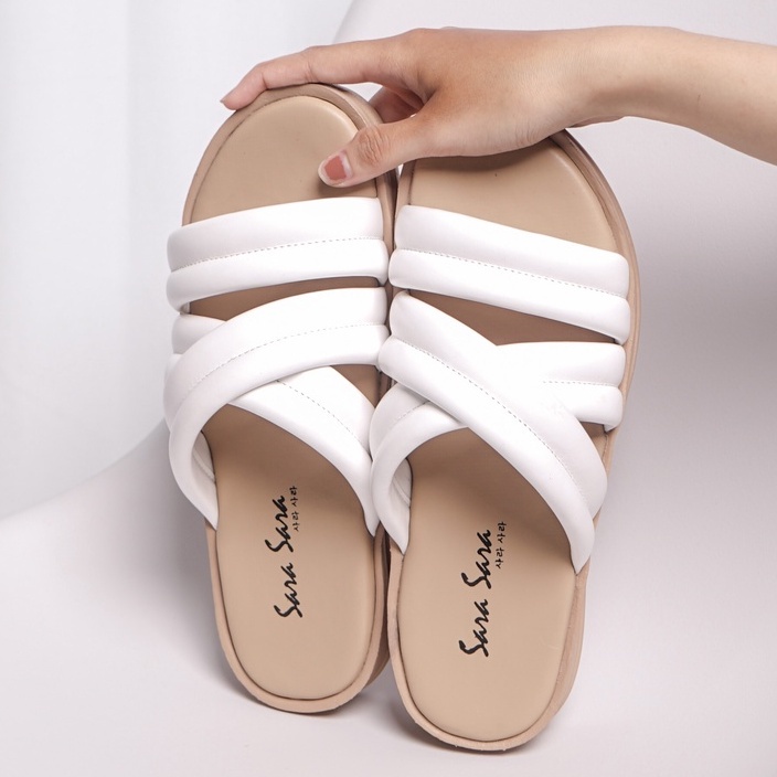 SARASARA YUK - Sandal Wanita Wedges SARA SARA DEKA Sendal Cewek Platform Wegdes Hak Tinggi 4cm Model Silang 2 Size 35 36 37 38 39 40 Pergi Jalan Santai Rumah Slop Belezza Warna White Putih Selop Premium Kekinian Terbaru Shoes ORI Mall Official Store