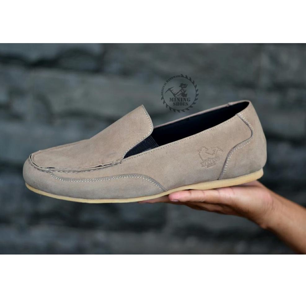 New(W34Q)-♥) Sepatu Sneaker Kets Pria Fearless Runing Casual Slip On - Sepatu Pria Tanpa tali - Sepa