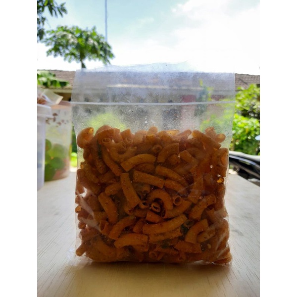 

Makaroni Bantet Pedas Harga Ekonomis