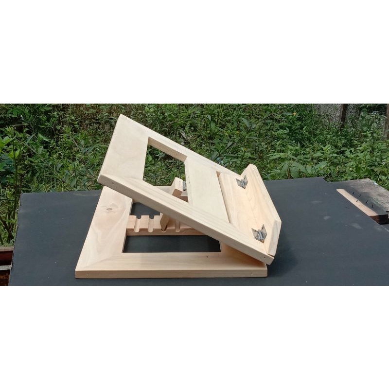 PAY Book Stand/dudukan untuk membaca buku