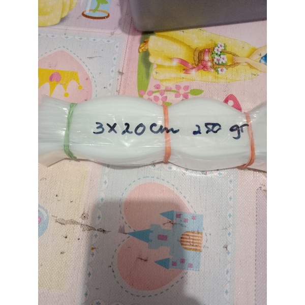 plastik Es lilin ukuran 3x20cm 1kg