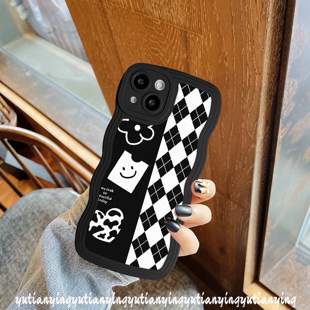 Realme C53 C12 C15 8 8Pro C30 C3 C25Y C35 9Pro+C33 C25 9i 8i 9 C17 C21Y C11 C25s C20 C20A 7i 5i 6i 5 7 Papan Catur Kartun Lucu Diamond Grid Monster Kecil Wavy Edge Soft Case