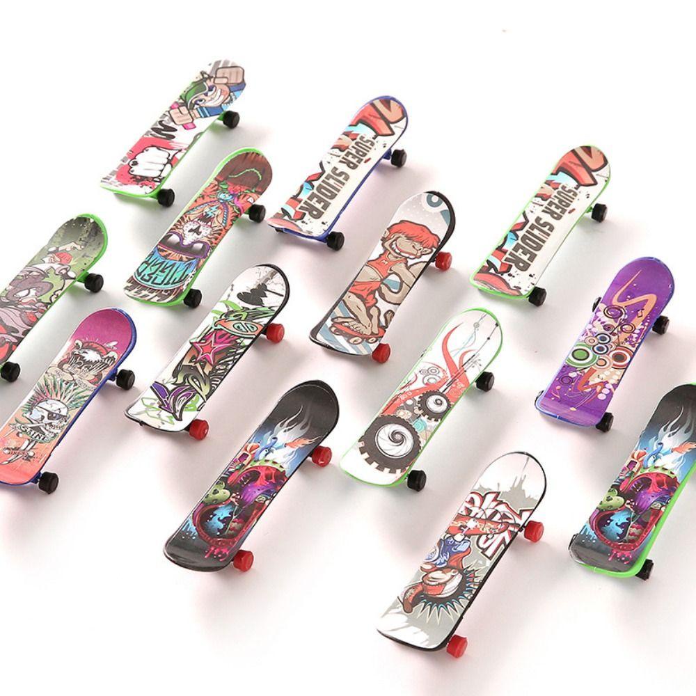 Lanfy Jari Papan Skate Hadiah Natal Profesional Warna Simulasi Acak Mainan Mini Skateboard Surfing Mainan Model Skateboard Mainan Jari Edukasi Fingerboard Mainan