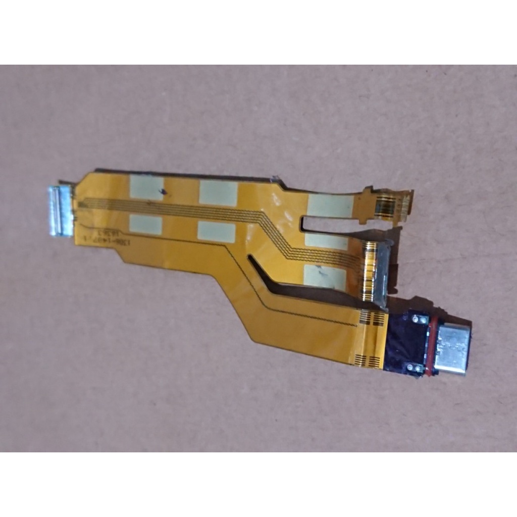 konektor lcd flexibel charger xperia XZ SO 01J F8332 SOV34  Ori