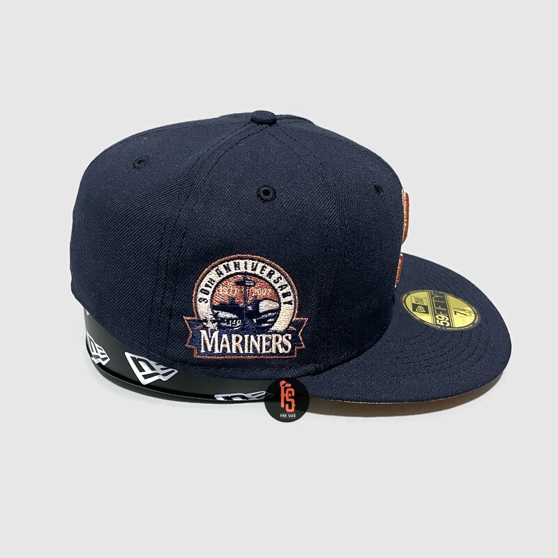 TOPI NEW ERA ORIGINAL 5950 30TH ANNIV SEATLE MARINERS NAVY UP PEACH