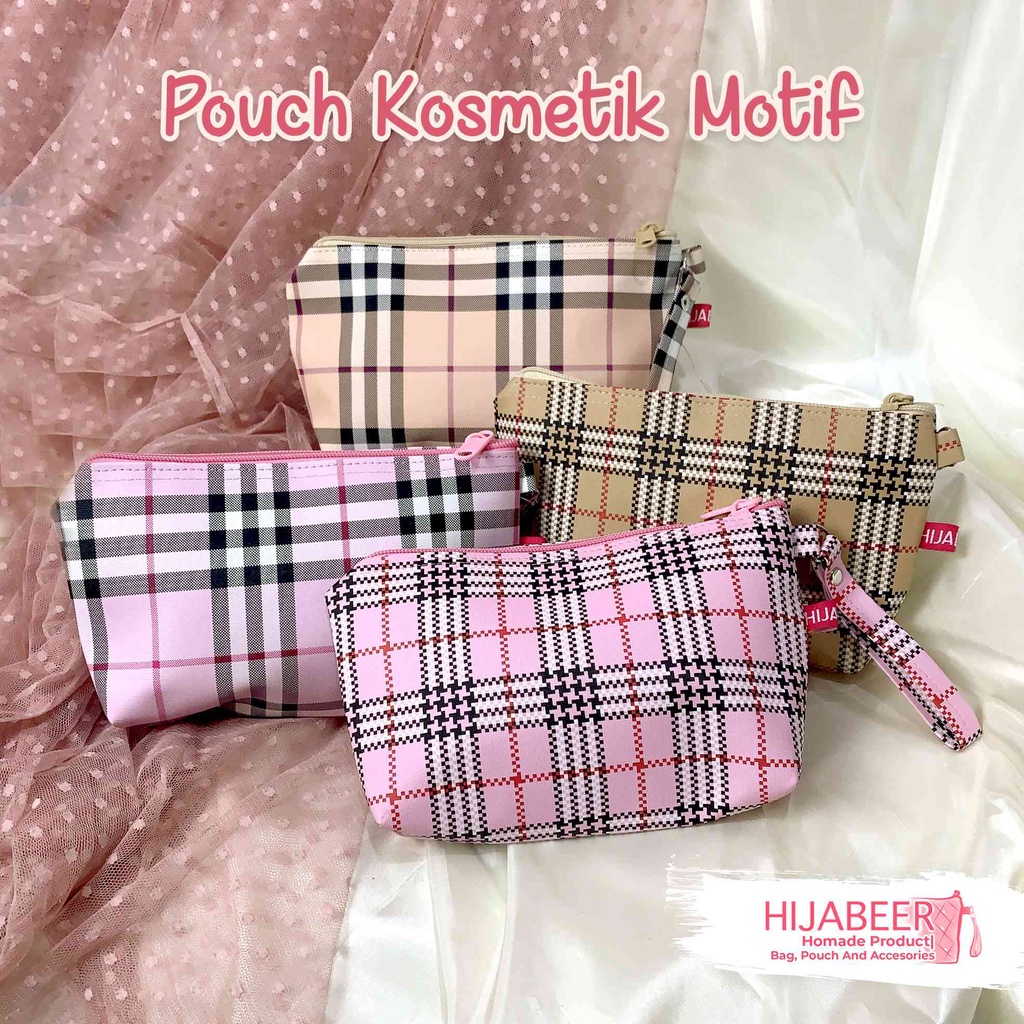 Pouch Kosmetik Motif Kotak - Clutch Bag Motif by Hijabeer