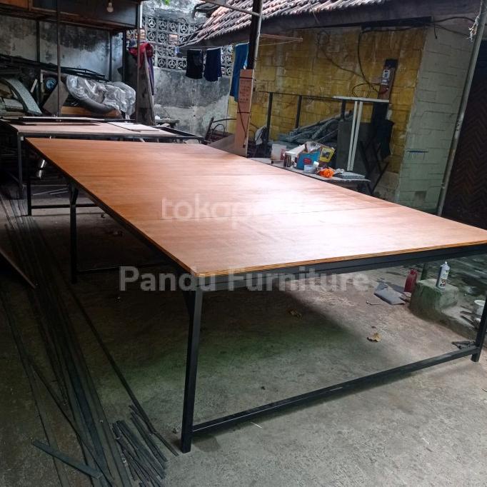 

Terlaris Meja Konveksi Kain Potong Model Satu Alas Termurah