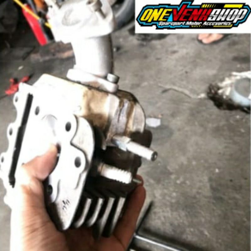 BAUT NEPEL CRANKCASE DAN HEAD JALUR OIL COOLER