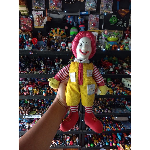 Boneka Ronald McDonald
