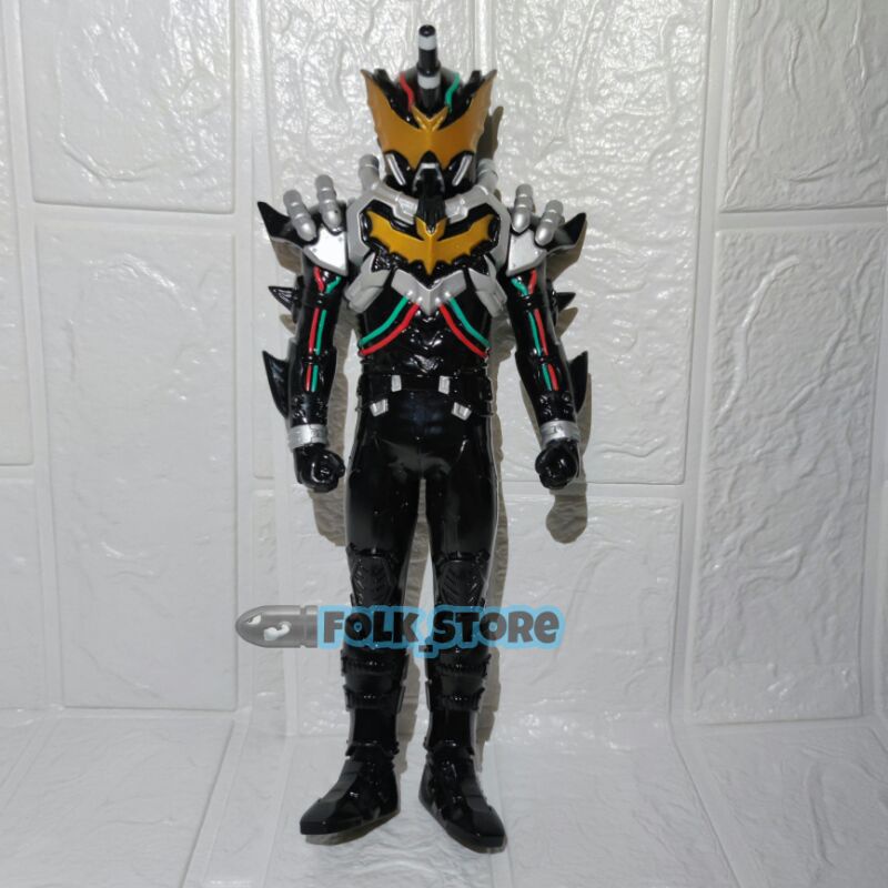 Action Figure Kamen Rider Build Night Rouge 10inch