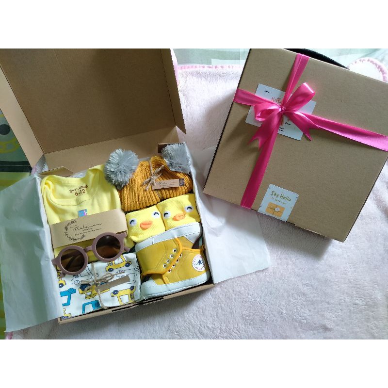 hampers bayi / kado buat tilek bayi