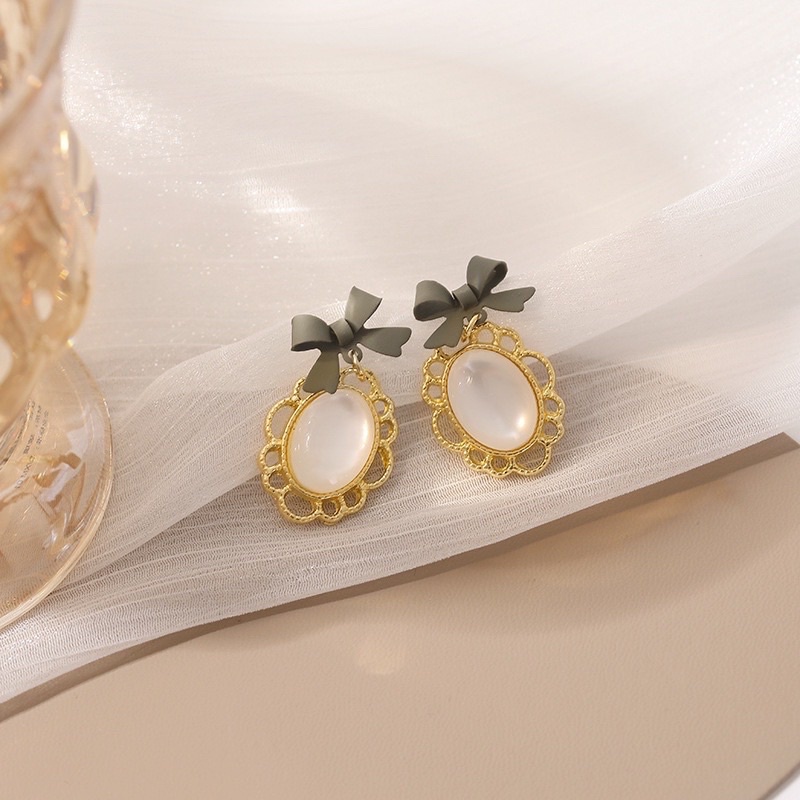 ISANUR97 / Anting Tusuk Mutiara Berlian Kotak Anting Korea Anting bulat anting wanita perempuan murah fashion wanita style Anting Fashion