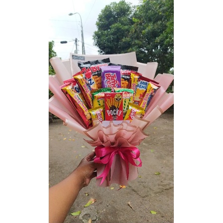 

BOUQUET SNACK/BOUQUET JAJAN/BOUQUET UANG/BOUQUET BUNGA VIRAL BISA CUSTOM TERMURAH