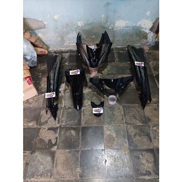 Cover body full set body samping full set vega zr tahun  2010 2011 warna hitam