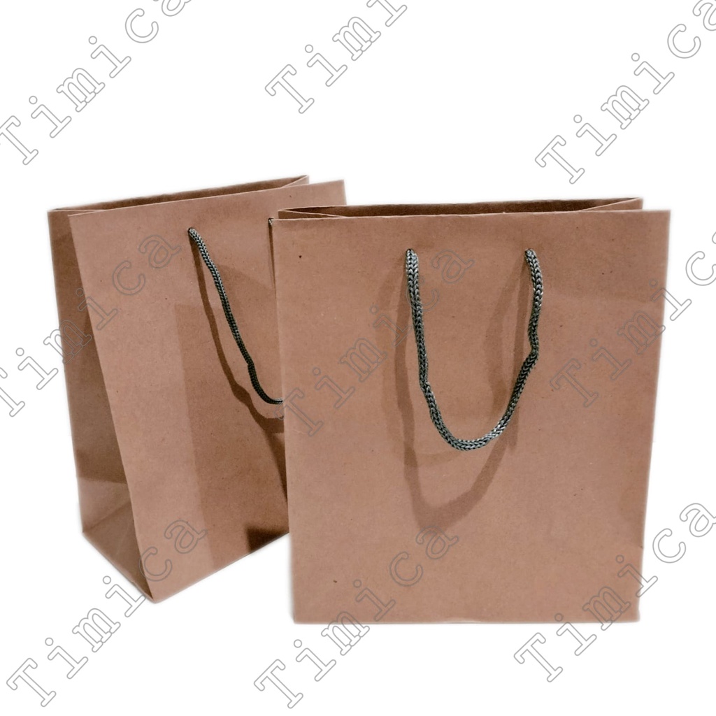 

PAPERBAG COKELAT POLOS UKURAN KWARTO ( 1 PCS )