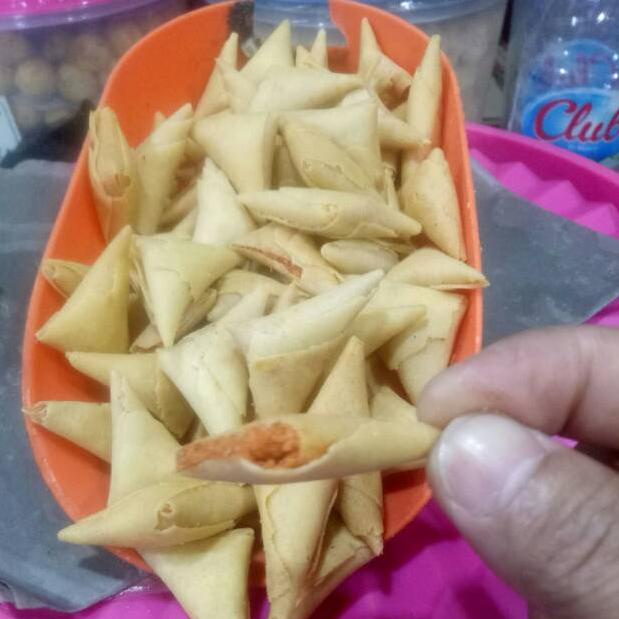 

↳ [ 250 gram ] SAMOSA EBI SEGITIGA ガ