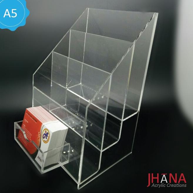 

Murah Terupdate Acrylic Tempat Brosur A5 / TB40A5+ / Akrilik Standing Brosur / Display Brosur 3 SUSUN