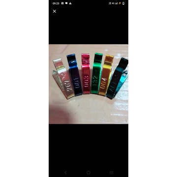 segel ayam( mini) ukuran 2cm x 4mm.harga per 1 pcs.Bisa riquest nama farm sendiri.