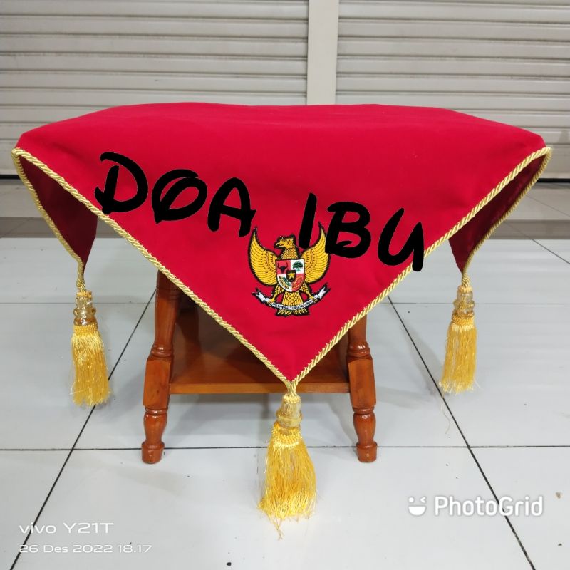 

best seller alas baki upacara bendera alas baki paskibra pake bandul warna merah ready stock