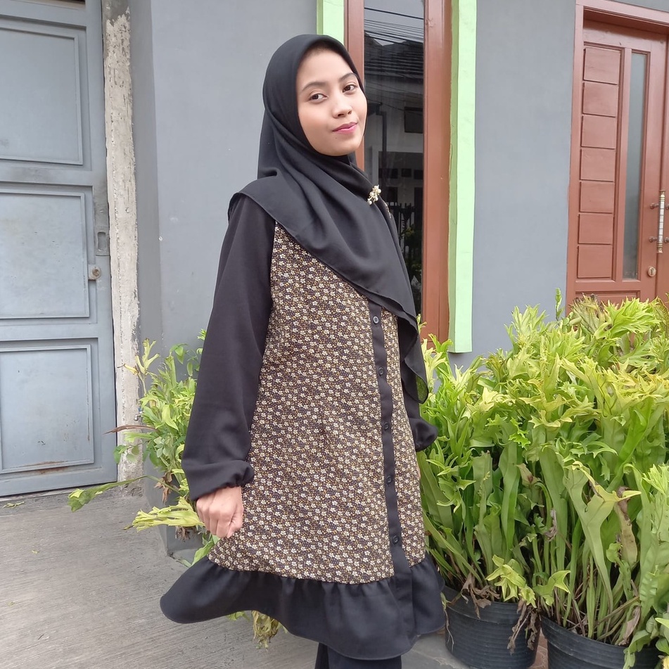 Atasan Wanita Longgar Lengan Panjang Tunik Kasual Blus Plus Ukuran Allsize Kemeja Musim Panas Elegan Blus Streetwear Fashion Baru