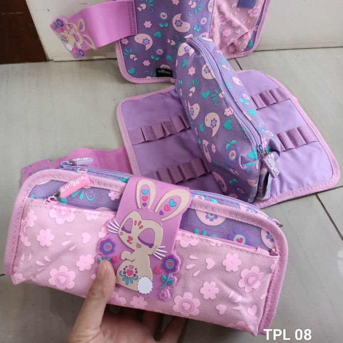 

TEMPAT PENSIL SMIGGLE PENCIL CASE KOTAK PENSIL ANAK CEWEK COWOK TK SD