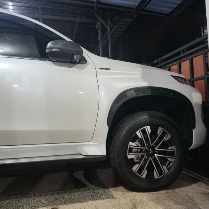 OVER FENDER PAJERO SPORT 2020-2021