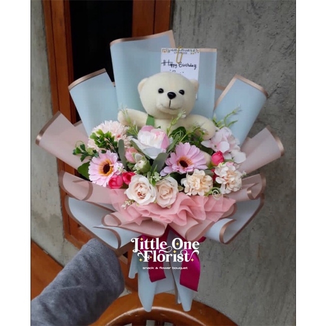 

Bouquet Bunga Boneka / Bouqet Bunga Boneka / Bucket Bunga Boneka / Buket Bunga Boneka / Buqet Bunga Boneka