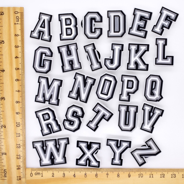 Accesoris Alphabet ABCD Jibbitz Untuk Hiasan Sandal Crocs Bisa Lepas Pasang Bahan Karet