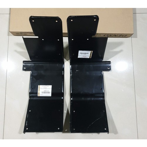 Plat Karpet Lumpur Depan Mitsubishi T120SS ASLI KTB!