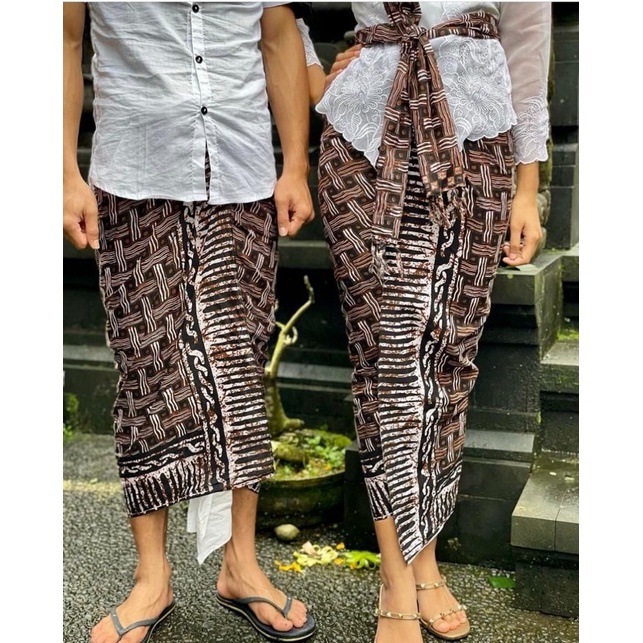 COUPLE INDIGO.SAPUT,KAMEN,SENTENG.PAKAIAN ADAT BALI.KAMEN BALI