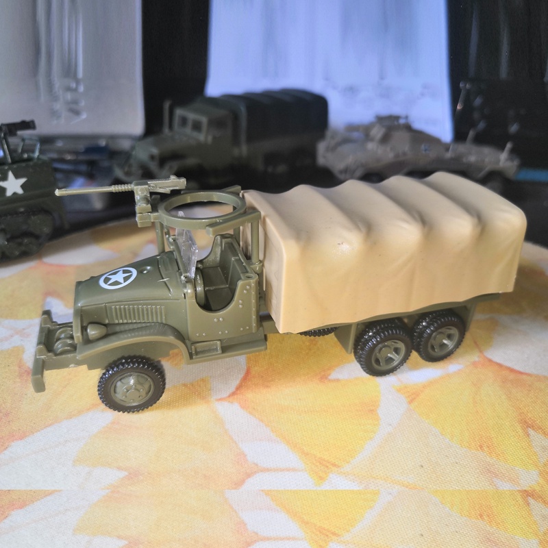 1/72 CCKW353 Truk Model Kendaraan Off-road Mobil Mainan Rakitan 4D