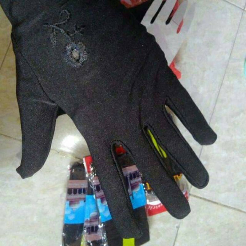 Sarung Tangan/Kaos tangan Muslimah Bordir mawar