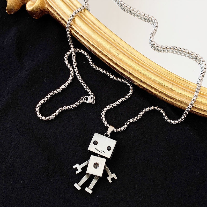 2022baru Robot Liontin Kalung Pria Dan Wanita Retro Boneka Kalung Kepribadian Stainless Steel Sweater Rantai Hadiah Perhiasan