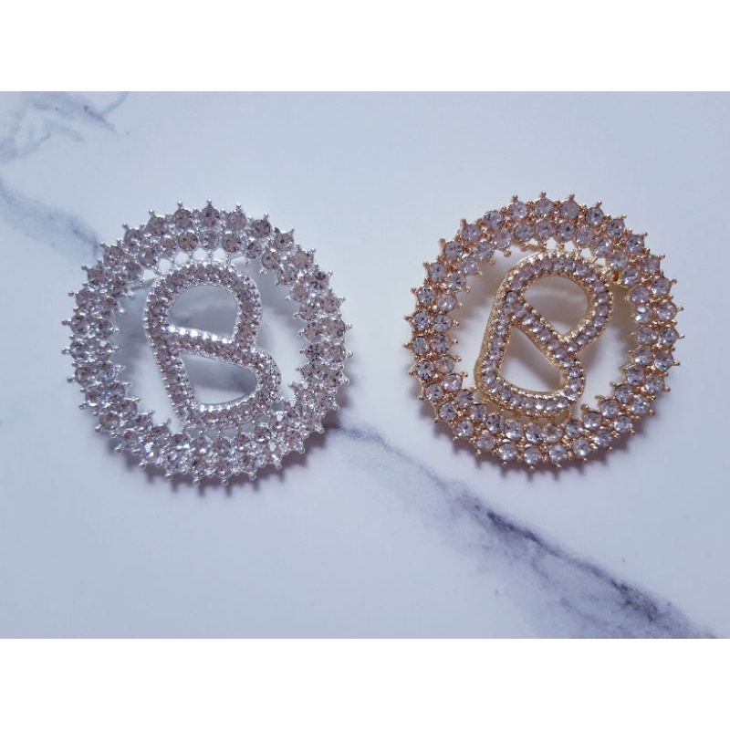 Bros bentuk love / buttonscarve / button alaala