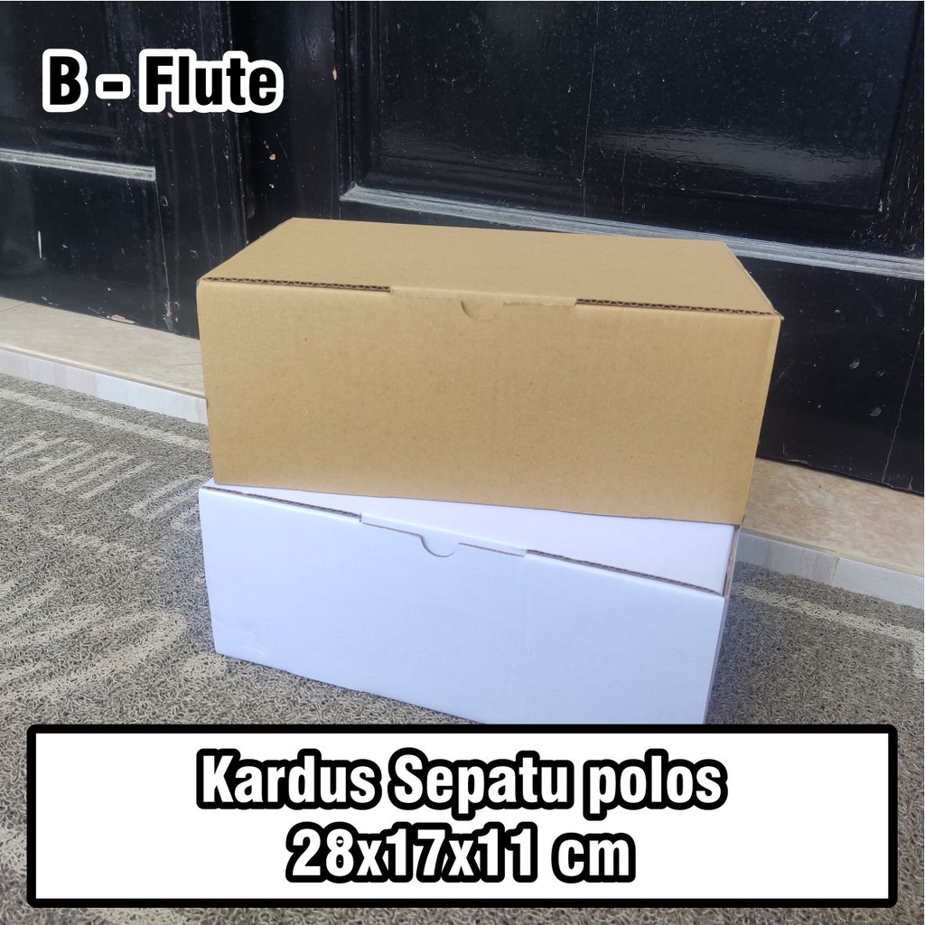 

Kardus Box sepatu Polos ukuran 28x17x11 cm