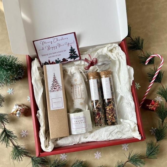 

HOLIDAY SET-HAMPERS NATAL/CHRISTMAS HAMPERS/CHRISTMAS GIFT/KADO EG964654RT