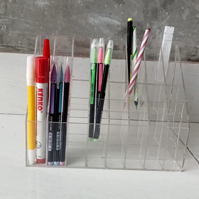 TEMPAT PENSIL AKRILIK 4tingkat