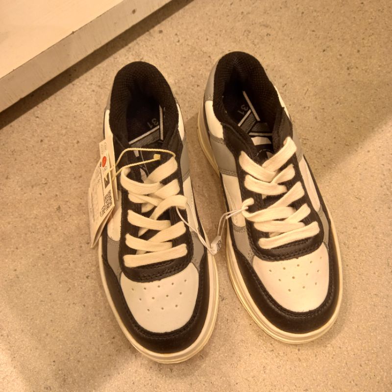 ZARA ORIGINAL SALE Sneakers Sepatu Sandal Gunung Boots