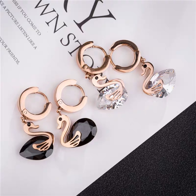 Anting Korea Wanita / Anting Wanita Crystal Diamond Anti Karat/ Anting wanita Bebek / Anting Wanita 