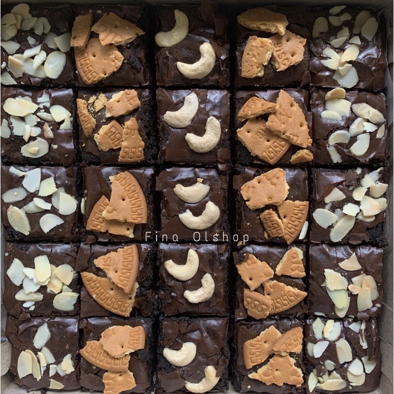 

Fudgy Brownies Shiny Crust | Brownies Panggang