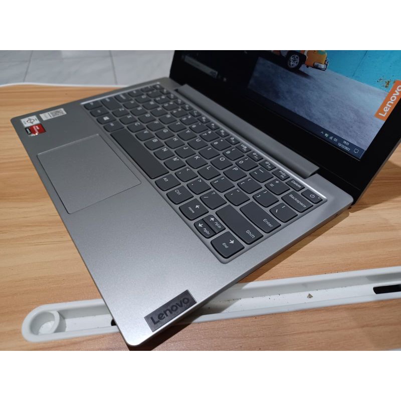 Notebook Lenovo