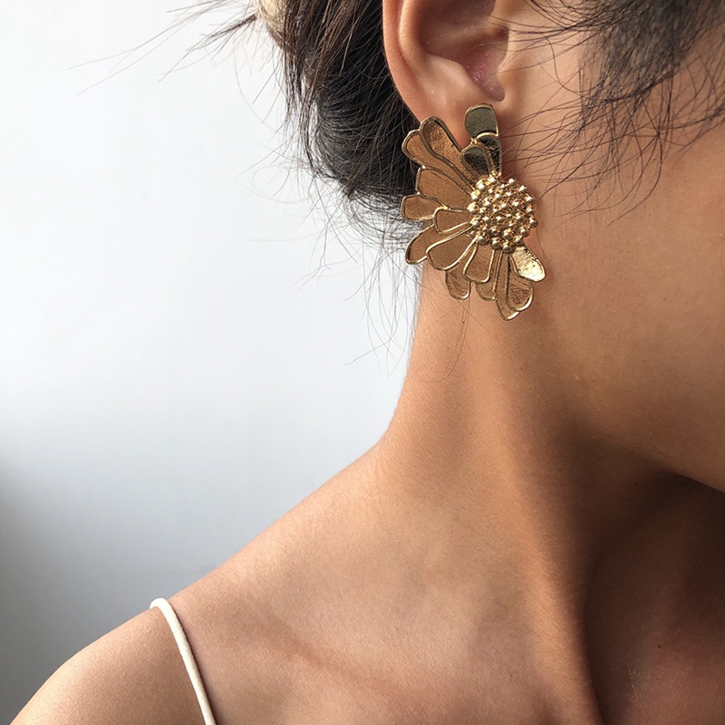 Fancyqube Anting Bunga Paduan Retro Eropa Dan Amerika Anting Bunga Pola Temperamen Perempuan